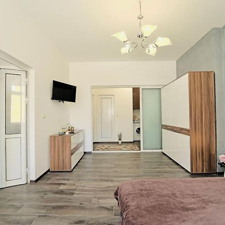 Cozy 2-Bedroom Flat In The Very Center Of Σόφια Εξωτερικό φωτογραφία